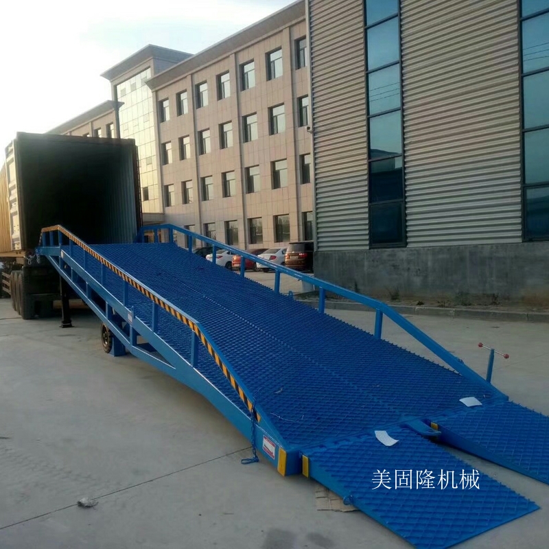 来宾移动式液压登车桥厂家